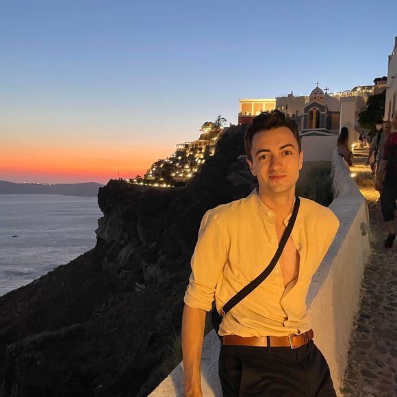 Meet your Posher, Isaac - Picture 1 of 1